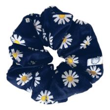 Blue Daisy Dreams – Βαμβακερό Χειροποίητο Scrunchie