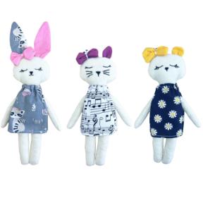 Daisy the Bear – Χειροποίητη Υφασμάτινη Κούκλα