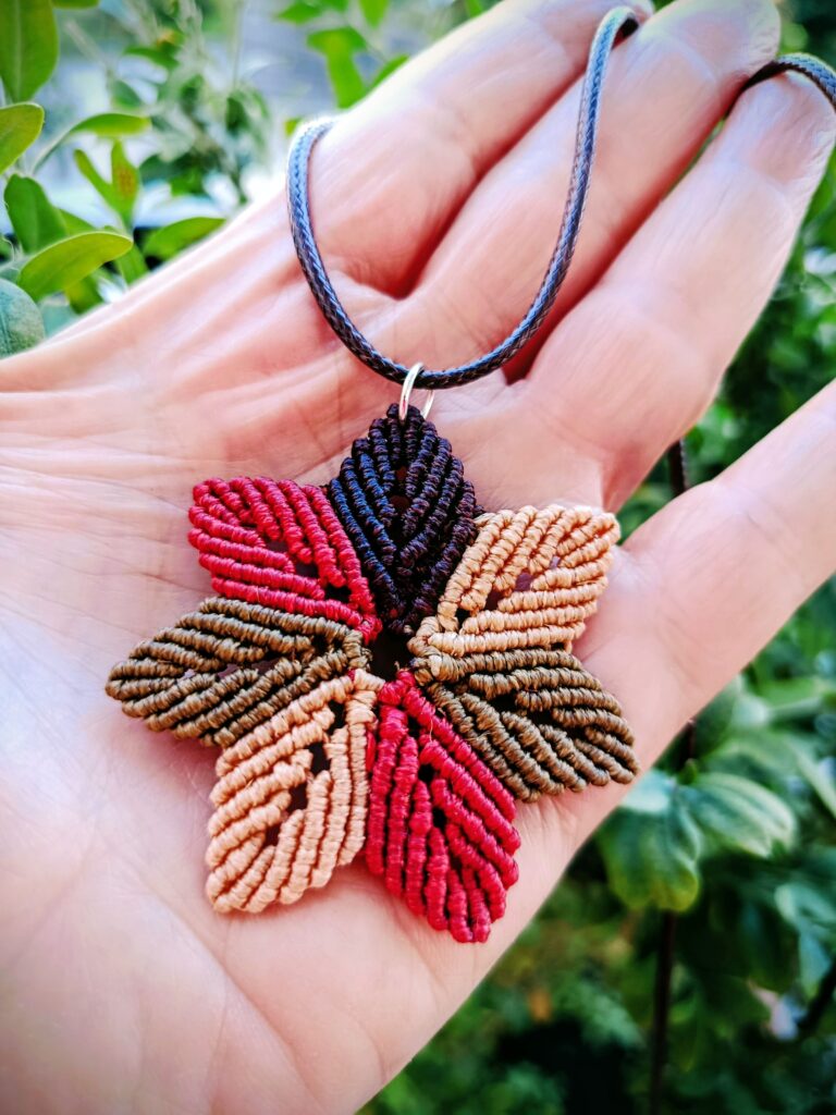 Κολιέ Boho style φύλλα micro macrame πολύχρωμο