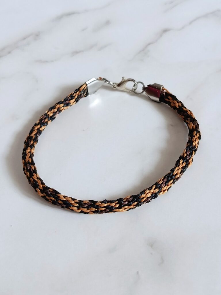 Χειροποίητο βραχιόλι macrame, leopard prints