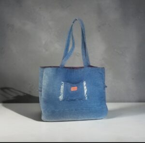 Upcycled Τζιν Τσάντα Ώμου «Kiki’s Re-jeans»