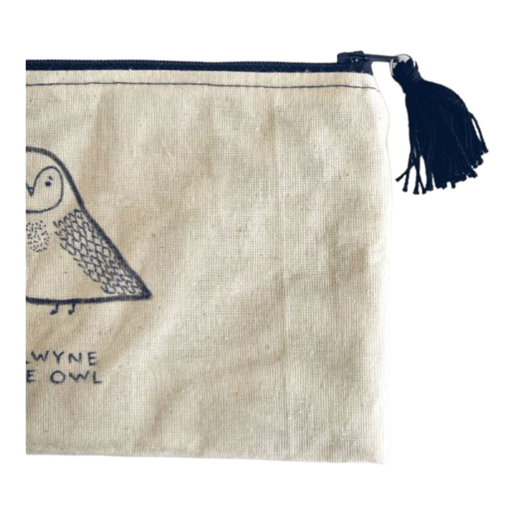 Olwyne the Owl – Βαμβακερό Χειροποίητο Νεσεσέρ (Hand‑Drawn)
