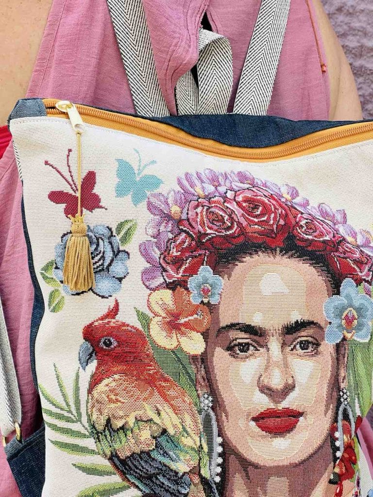 Τσάντα πλάτης χειροποίητο backpack από ύφασμα με τη Frida (Φρίντα)
