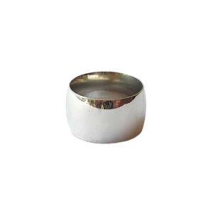 Δαχτυλίδι cigar minimal φαρδύ σε ασημί χρώμα από ανοξείδωτο ατσάλι