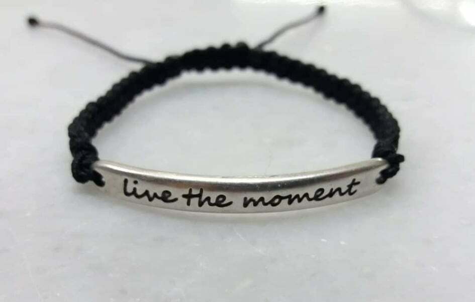 Βραχιόλι ταυτότητα live the moment