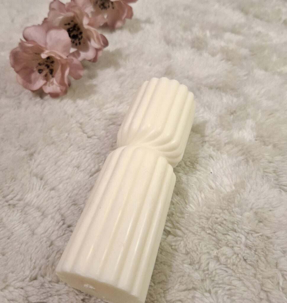 "Swirl Pillar"