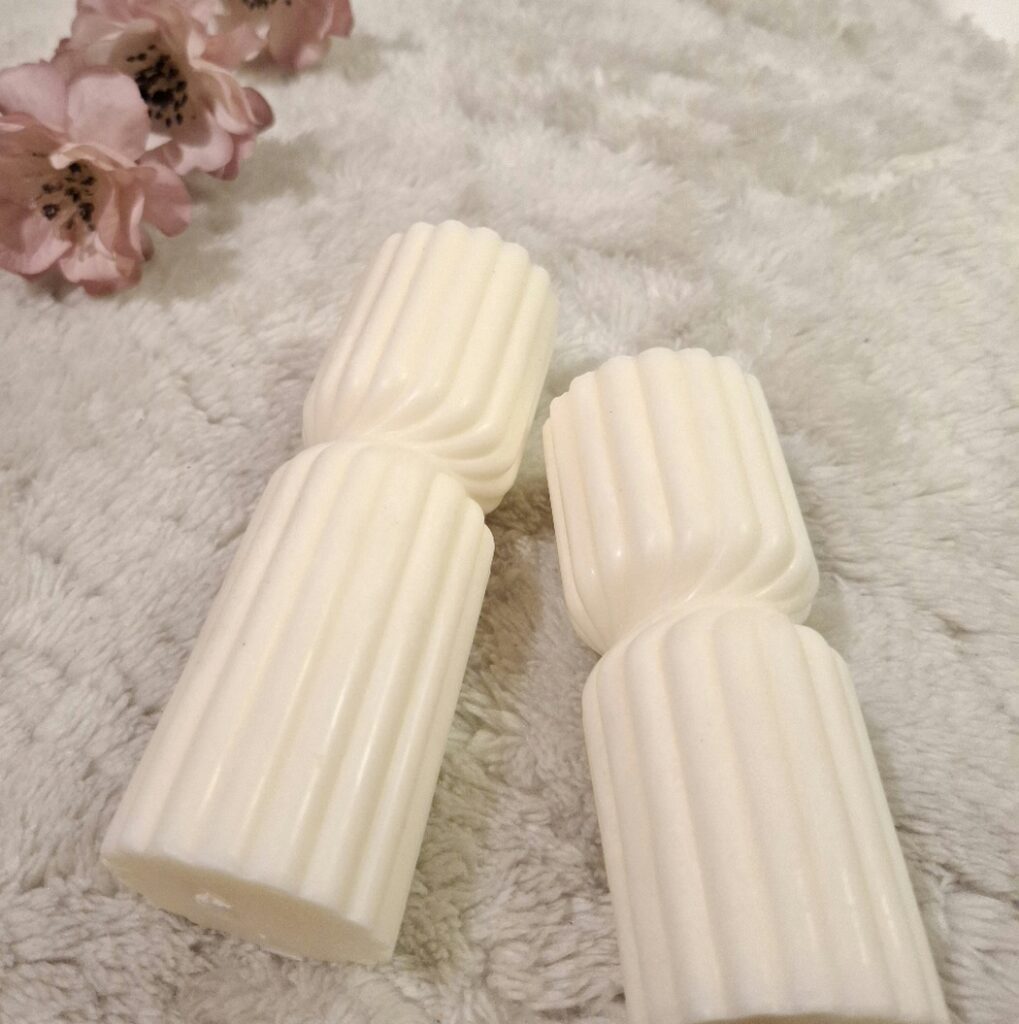 "Swirl Pillar Small"