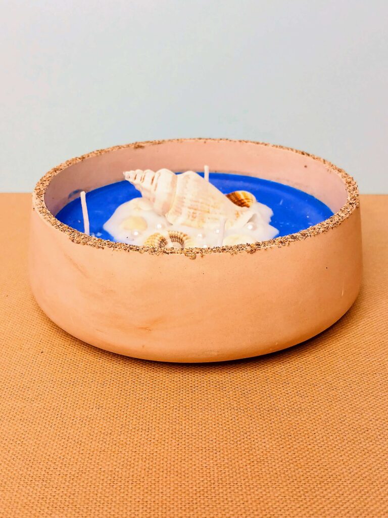 Χειροποίητο κερί σε κεραμικό σκεύος με White Musk