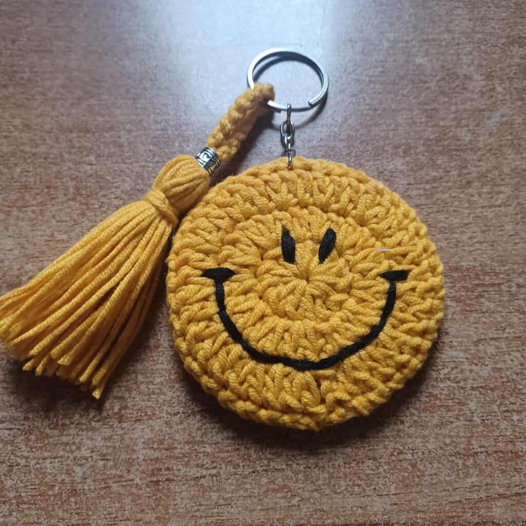 Πλεκτό μπρελόκ "Smile"