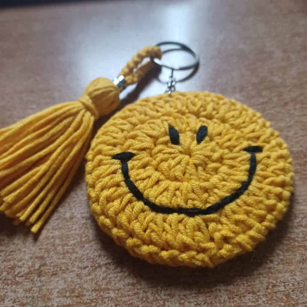Πλεκτό μπρελόκ "Smile"
