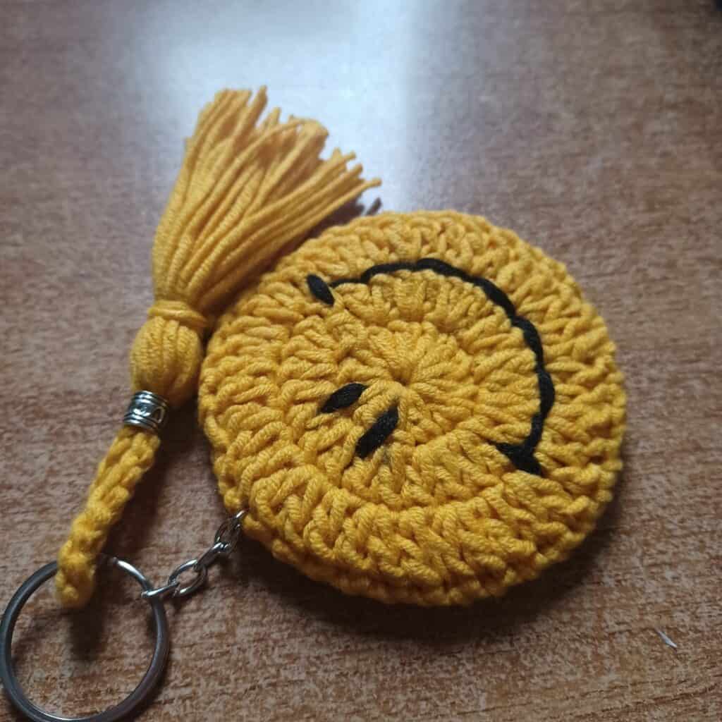Πλεκτό μπρελόκ "Smile"