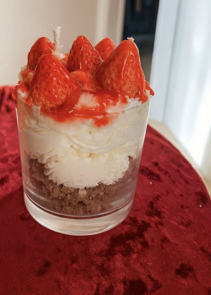 Cheesecake Candle – Αρωματικό Χειροποίητο Κερί