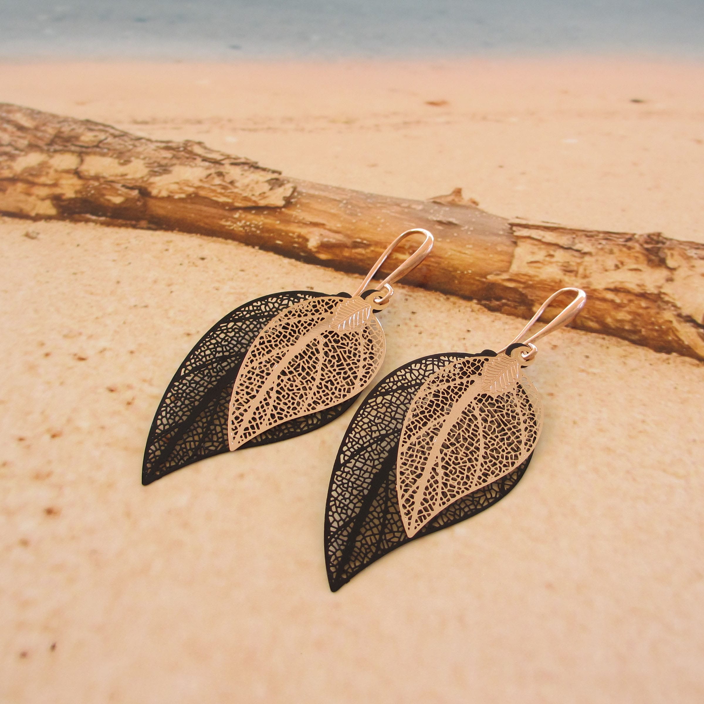 Σκουλαρίκια Filigree Leaf μαύρο