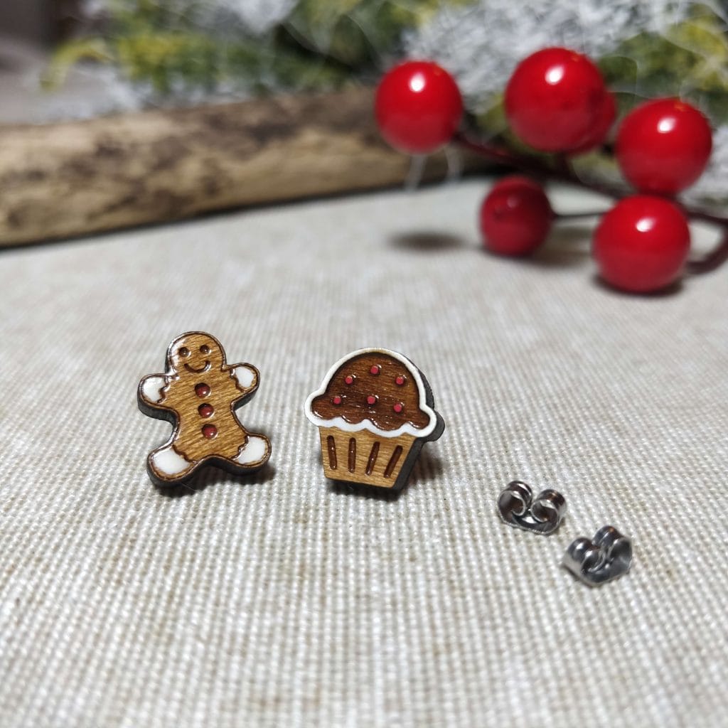 Χειροποίητα καρφωτά σκουλαρίκια Cupcake Gingerbread