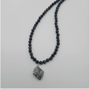 Χειροποίητο κολιέ με μαύρο Αχάτη και Swarovski