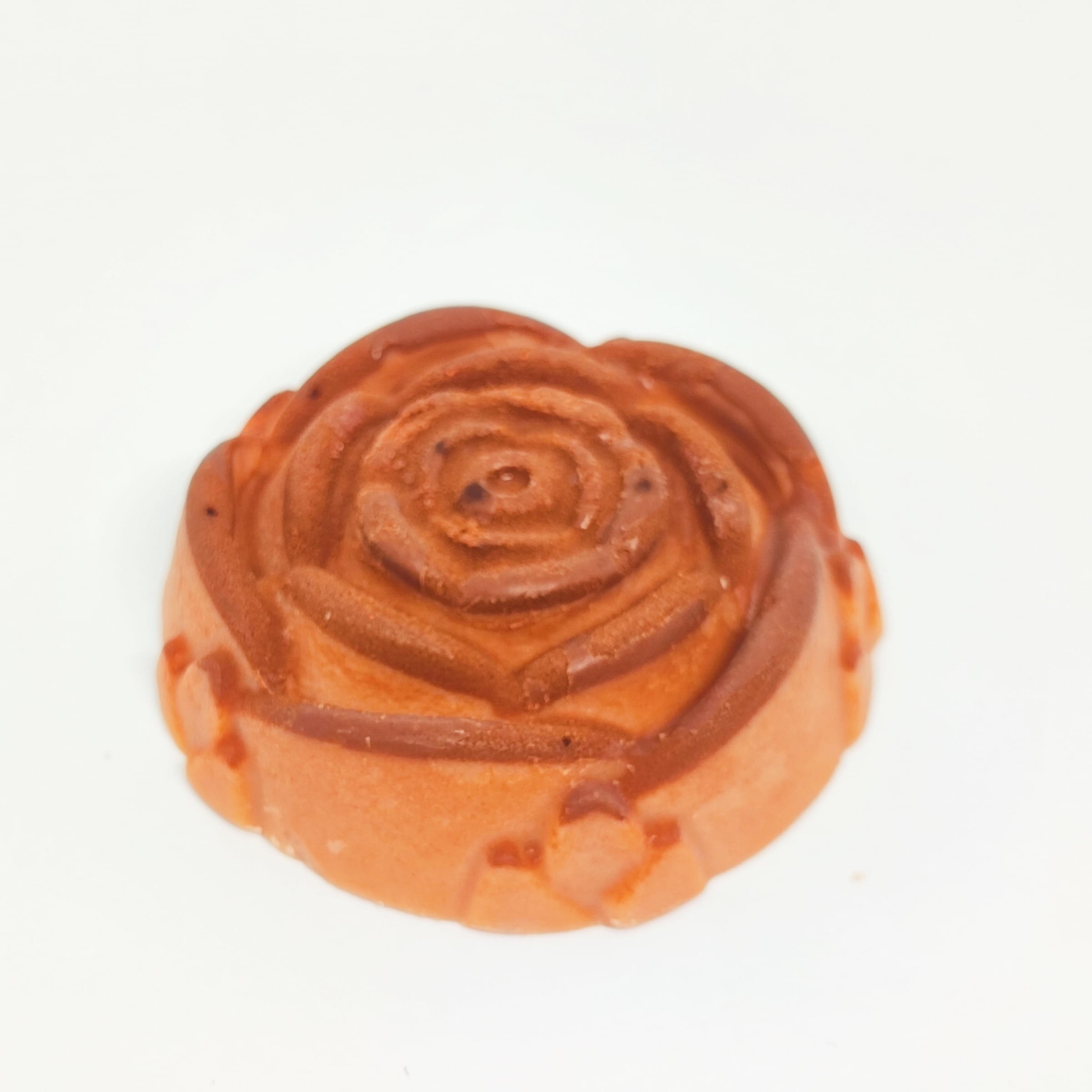 Shampoo bar rose & vanilla με κόκκινο άργιλο για κανονικά μαλλιά με τάση στην λιπαρότητα 50γρ