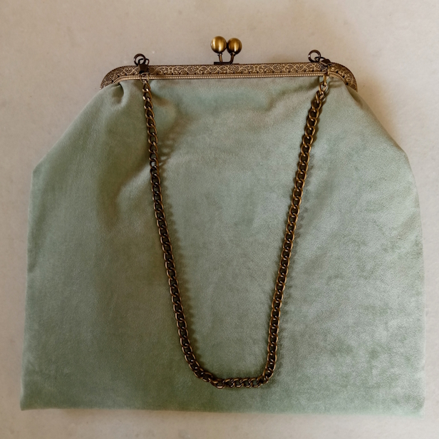 Χειροποίητη τσάντα ώμου ή χειρός clutch σε στυλ vintage
