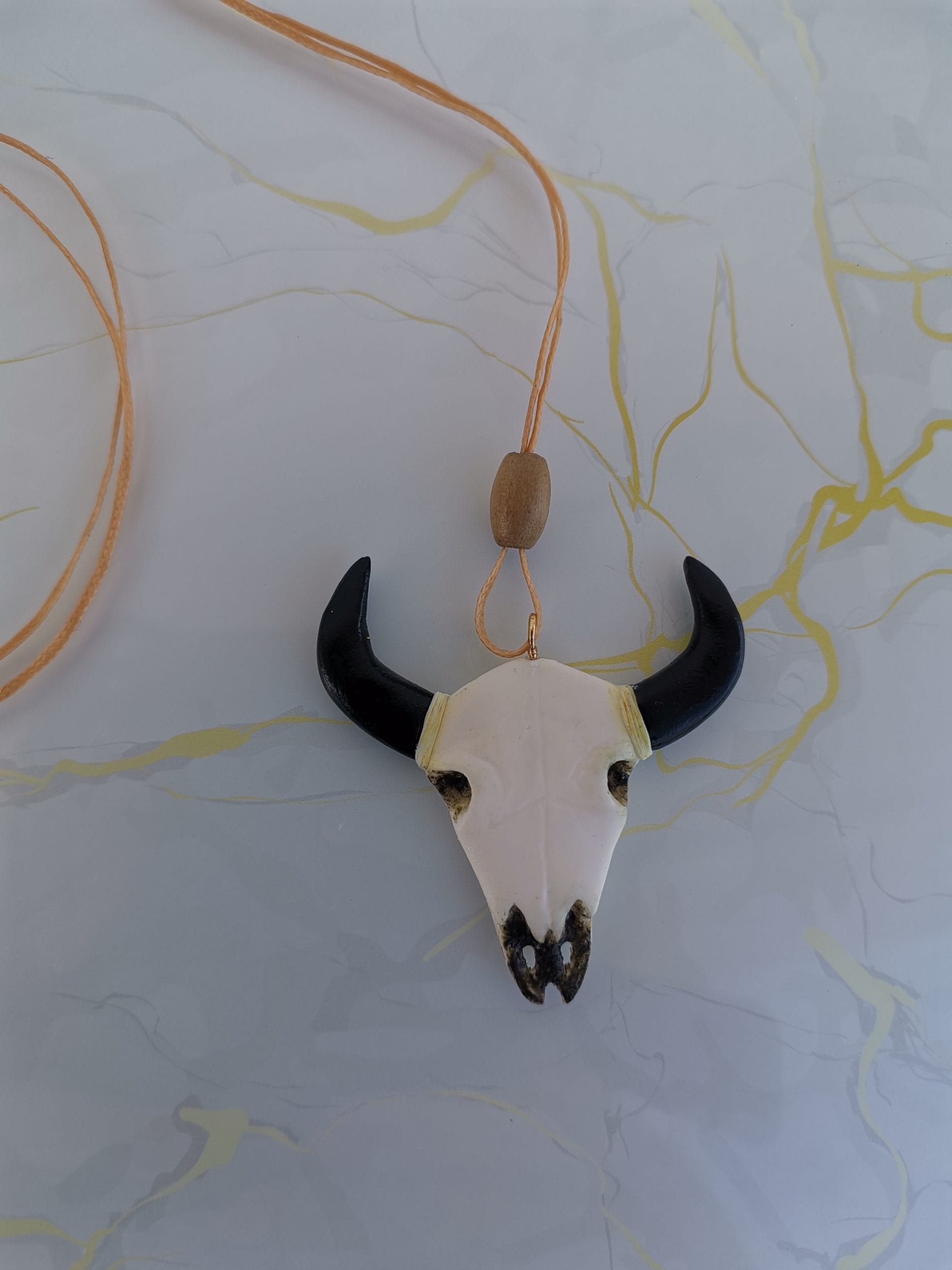 Handmade κολιέ "taurus" μαύρο - άσπρο
