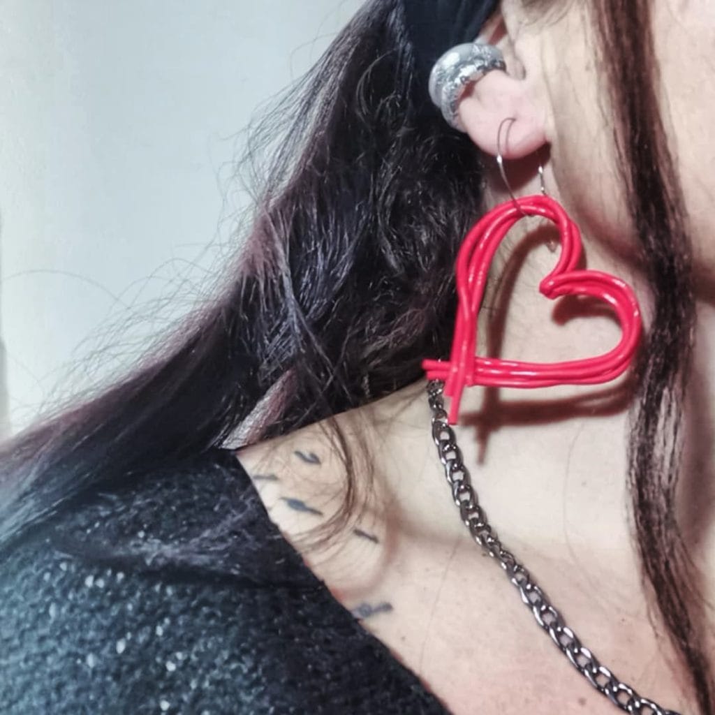 Handmade σκουλαρίκια "linear heart" κόκκινα