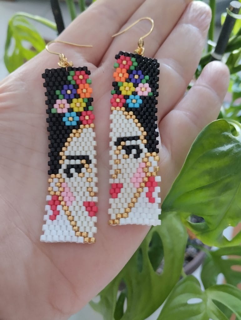 Ατσάλινα σκουλαρίκια κρεμαστά Frida Kahlo, miyuki.