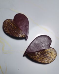 Handmade σκουλαρίκια “split heart” Μπορντό-γκρι, ασημί – χρυσό