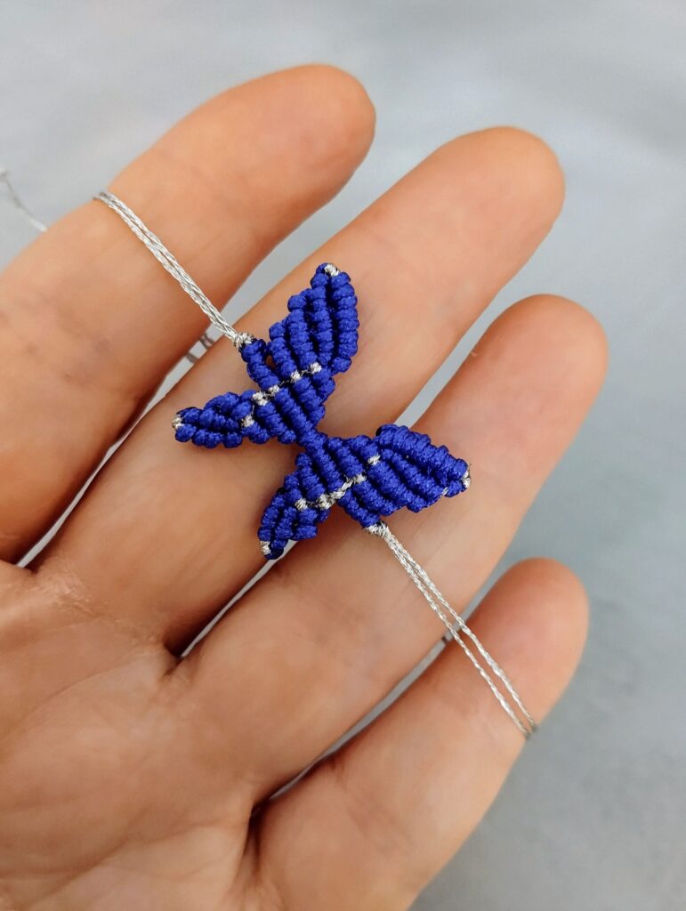 Βραχιόλι χεριού πεταλούδα macrame