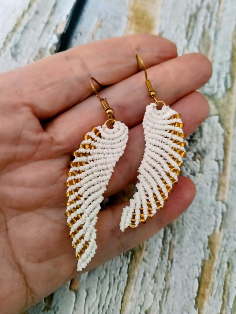 Χειροποίητα boho σκουλαρίκια micro macrame φτερά αγγέλου