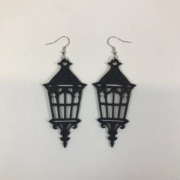 Σκουλαρίκια 'Victorian Street Lamp' - Black Gothic Dangles