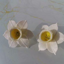 Handmade σκουλαρίκια "narcissus" λευκά, κίτρινα