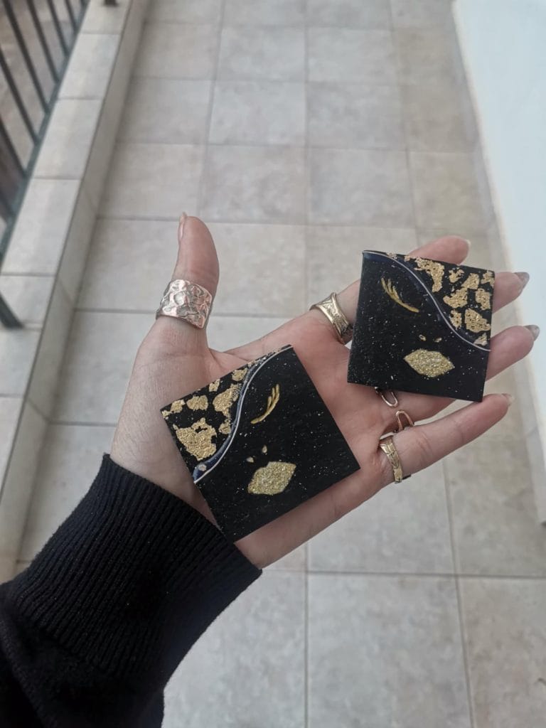 Handmade σκουλαρίκια "gold lady" μαύρο, χρυσό