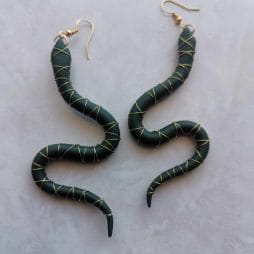 Handmade σκουλαρίκια "snakes" κυπαρισσί με χρυσό σύρμα