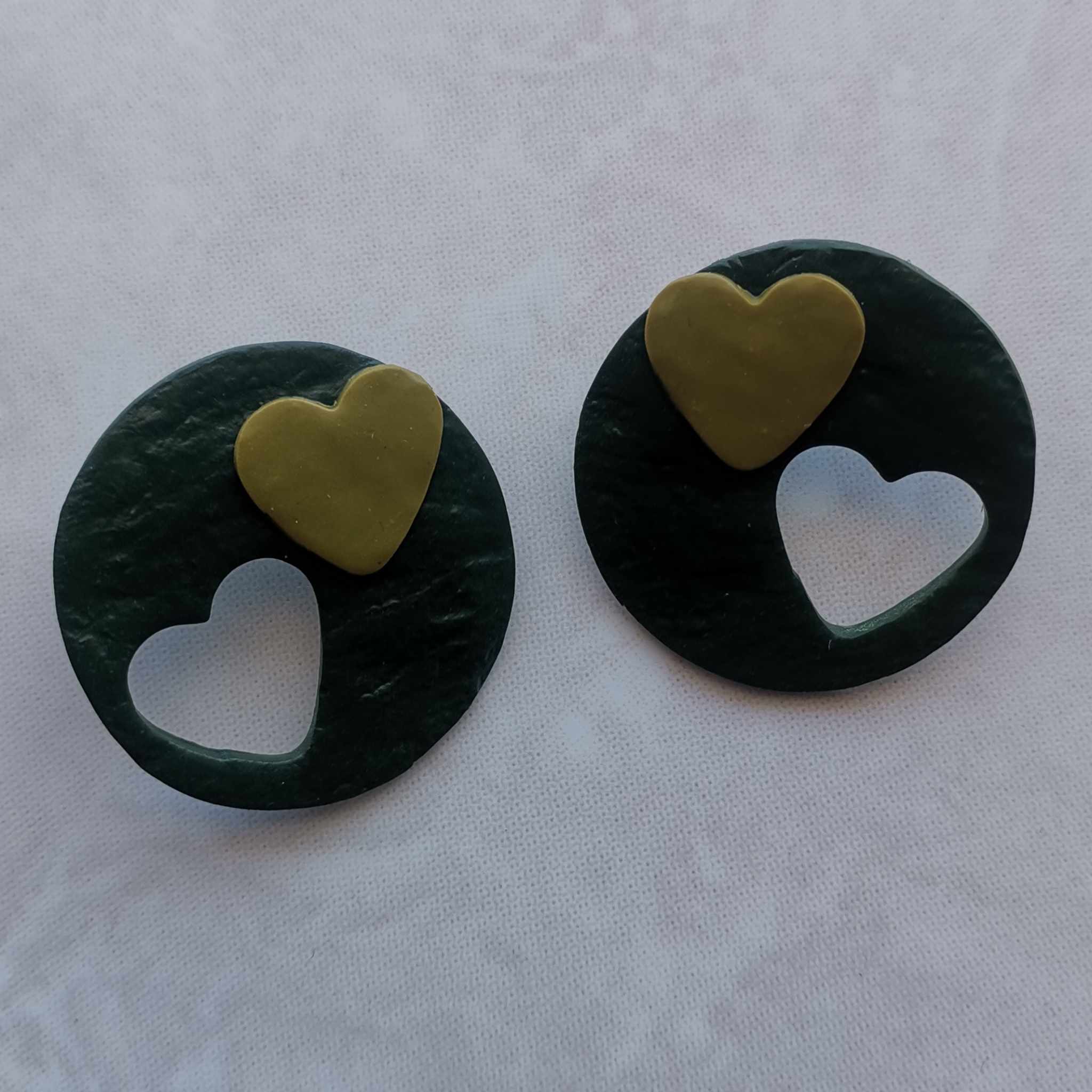 Handmade σκουλαρίκια "heart gap"