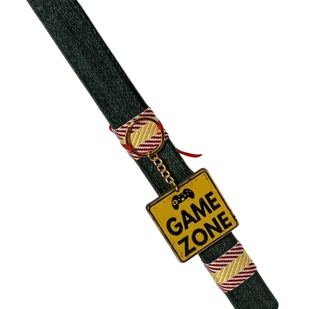 Πασχαλινή λαμπάδα με ξύλινο μπρελόκ Game Zone