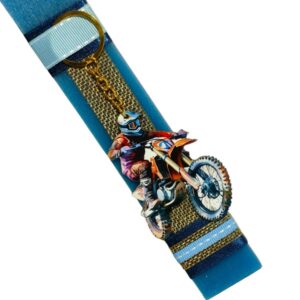Πασχαλινή λαμπάδα για αγόρι – motocross με μπρελόκ μηχανή
