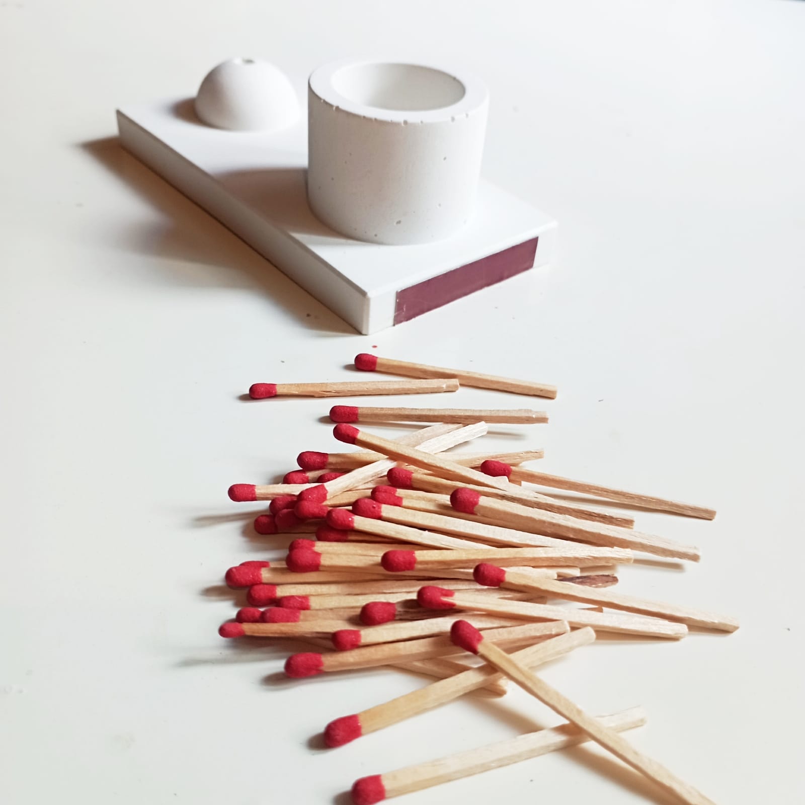 Τσιμεντένια βάση ασιατικού θυμιάματος | negai W matches