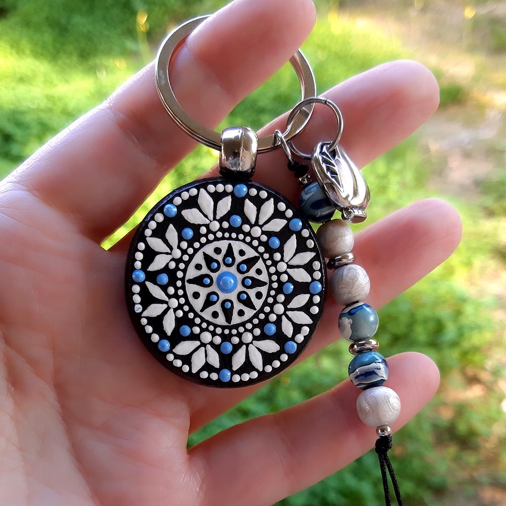 Μπρελόκ mandala άσπρο μπλε, ζωγραφισμένο στο χέρι