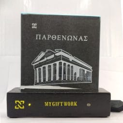 Ξύλινο φωτιζόμενο διακοσμητικό καθρέπτης Παρθενώνας βάση μαύρη.